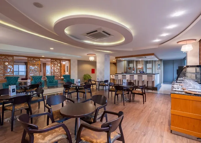 מלון Side Sun 4*