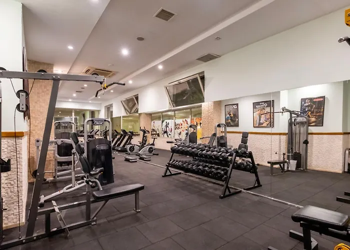 Side Sun מלון מנבגט